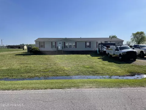1390 Lambs Grove Rd, Elizabeth City, NC 27909