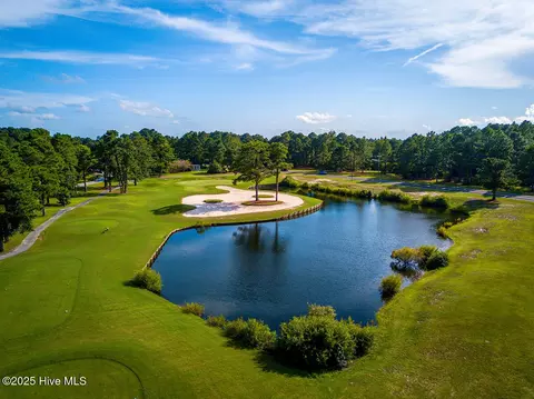 View/Area - 5713 Sloop Ct, New Bern, NC 28560 photo 4 of 6