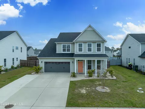 555 Heartwood Dr, Winnabow, NC 28479