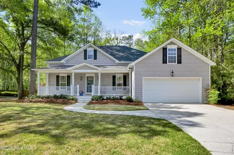 6002 Forest Creek Cir, Wilmington, NC 28403