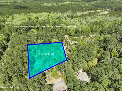 607 Pamlico River Dr, Washington, NC 27889