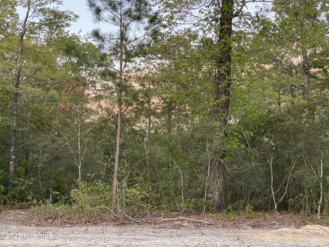 2502 Starling Ln, New Bern, NC 28562