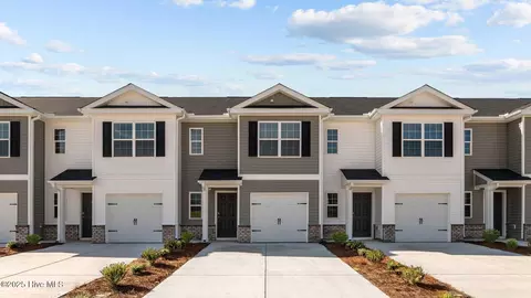 3304 Tatlock Way #E, Greenville, NC 27834