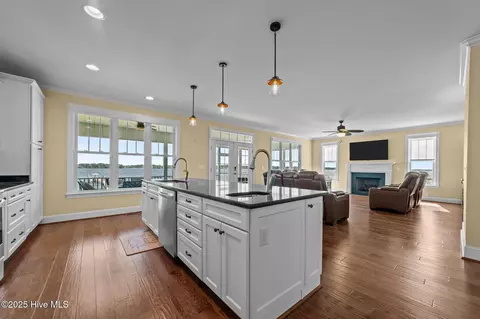 Kitchen - 281 Whichard Ln, Chocowinity, NC 27817 photo 3 of 6