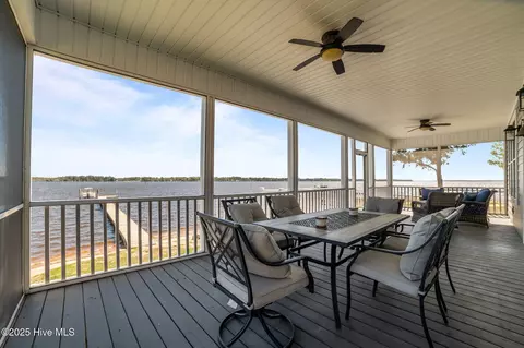 Exterior - 281 Whichard Ln, Chocowinity, NC 27817 photo 7 of 10