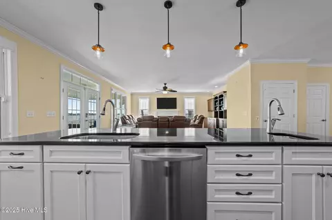 Kitchen - 281 Whichard Ln, Chocowinity, NC 27817 photo 4 of 6