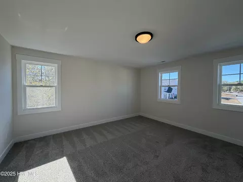 Bedroom - 302 E Ivybridge Dr, Hubert, NC 28539 photo 7 of 7