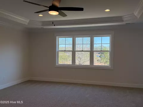 Bedroom - 302 E Ivybridge Dr, Hubert, NC 28539 photo 4 of 7