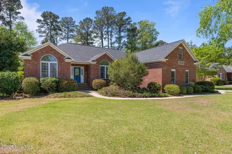 707 Taberna Cir, New Bern, NC 28562