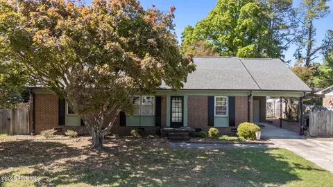 212 Ridge Rd NW, Wilson, NC 27896