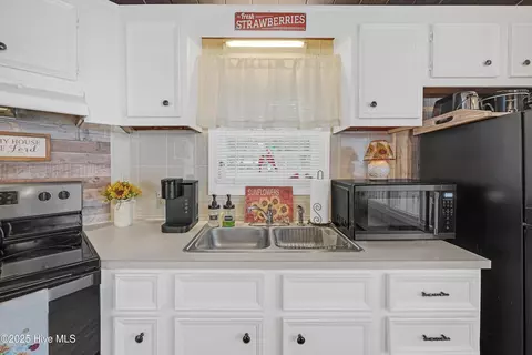 3419 SE Marlin Dr, Bolivia, NC 28422 photo 13