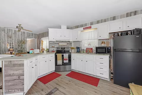 3419 SE Marlin Dr, Bolivia, NC 28422 photo 12