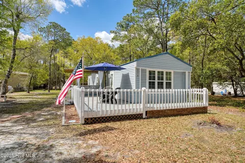 3419 SE Marlin Dr, Bolivia, NC 28422 photo 3