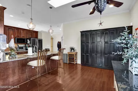 Kitchen - 5370 Slocum Trl, Atkinson, NC 28421 photo 7 of 9