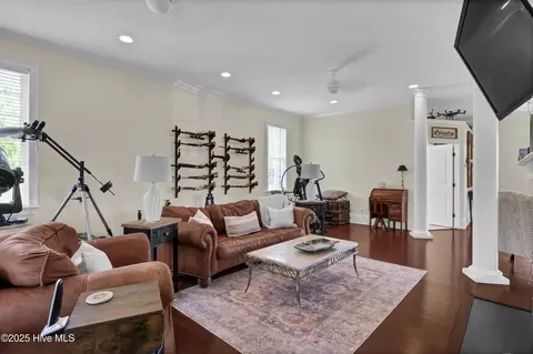 Living - 5370 Slocum Trl, Atkinson, NC 28421 photo 9 of 12