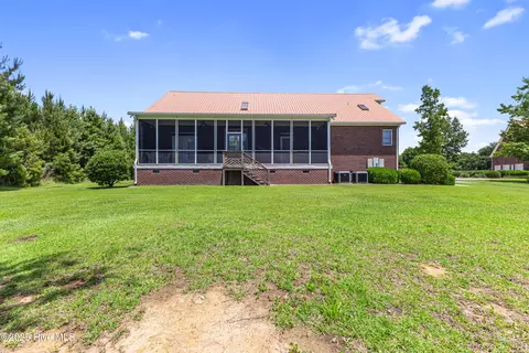 Exterior - 5370 Slocum Trl, Atkinson, NC 28421 photo 10 of 17