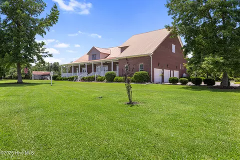 Exterior - 5370 Slocum Trl, Atkinson, NC 28421 photo 1 of 17