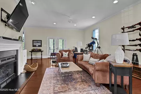 Living - 5370 Slocum Trl, Atkinson, NC 28421 photo 6 of 12