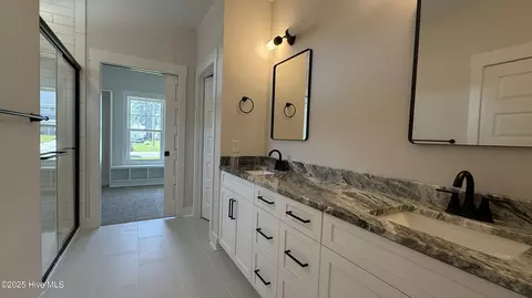 Bath - 295 E Ivybridge Dr, Hubert, NC 28539 photo 1 of 3