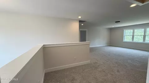 Entry Way - 295 E Ivybridge Dr, Hubert, NC 28539 photo 4 of 4