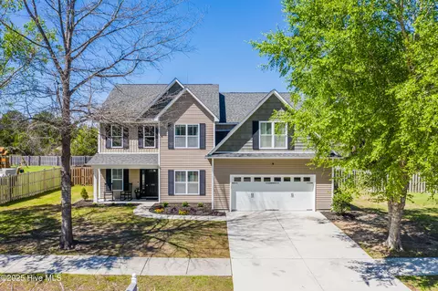 106 Pagoda Ct, Hampstead, NC 28443