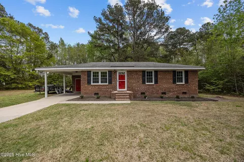 1809 Kinsaul Willoughby Rd, Greenville, NC 27834