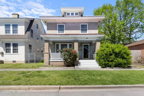 803 1st St, Elizabeth City, NC 27909