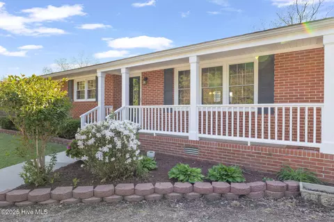1382 Old Cornwallis Rd, Princeton, NC 27569