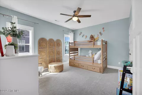 Bedroom - 201 E Barred Owl Dr, Hampstead, NC 28443 photo 7 of 10