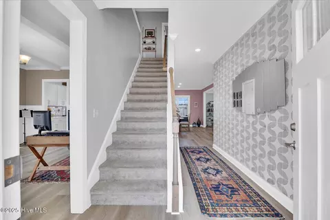 Entry Way - 201 E Barred Owl Dr, Hampstead, NC 28443 photo 1 of 7