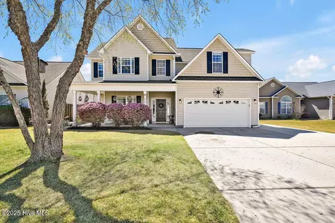 310 Vallie Ln, Wilmington, NC 28412