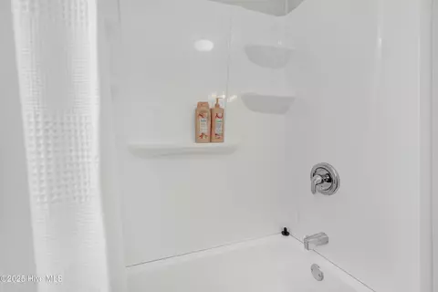Bath - 426 SW 3rd St, Sunset Beach, NC 28468 photo 3 of 3