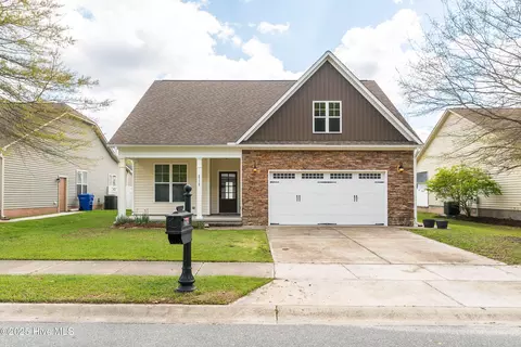 2112 Tulls Cove Rd, Winterville, NC 28590