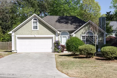 6404 Serena Ct, Wilmington, NC 28411