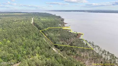 3411 Upper Neck Rd, Bayboro, NC 28515