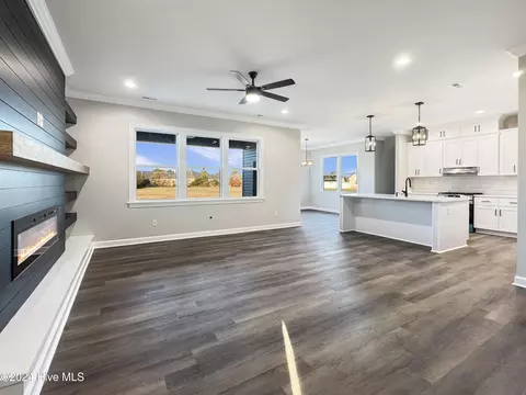 101 Yawl St, Elizabeth City, NC 27909