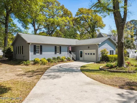 2492 John Ave SW, Supply, NC 28462