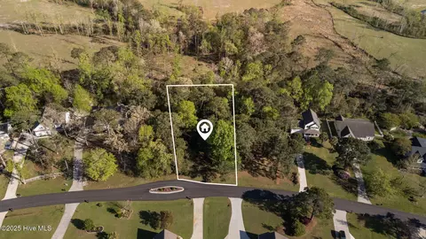 123 White Heron Ln, Swansboro, NC 28584