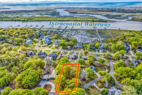 504 Great Oak Cir, Sunset Beach, NC 28468