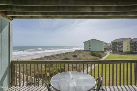 918 N New River Dr #728, Surf City, NC 28445