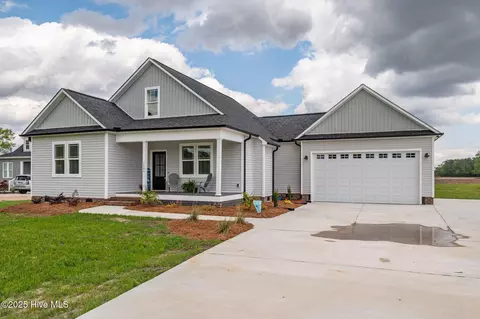 1004 Winfield Ln, Pinetown, NC 27865