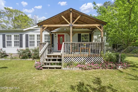 55 Rooks Ln, Rocky Point, NC 28457