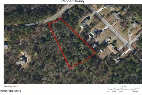 1 Holly Hill Road, Hampstead, NC 28443