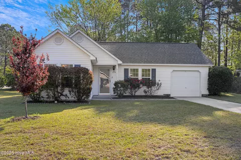 256 E Wood Ln, Leland, NC 28451