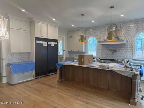 Kitchen - 7 Ridgeland St, Pinehurst, NC 28374 photo 2 of 4