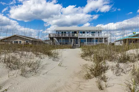2003 Ocean Dr #WEST, Emerald Isle, NC 28594