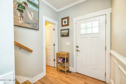 Entry Way - 1515 Hooper St, Wilmington, NC 28401 photo 2 of 2