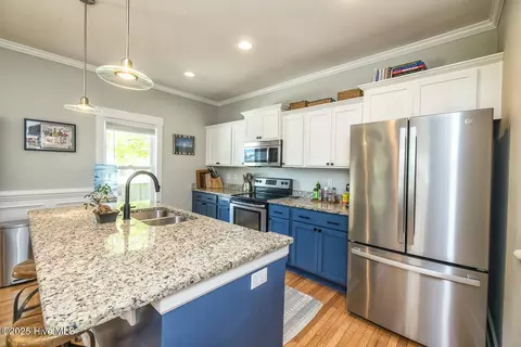 Kitchen - 1515 Hooper St, Wilmington, NC 28401 photo 3 of 9