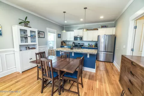 Dining - 1515 Hooper St, Wilmington, NC 28401 photo 4 of 4