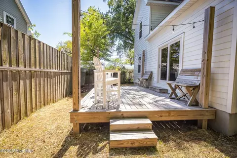 Exterior - 1515 Hooper St, Wilmington, NC 28401 photo 8 of 14